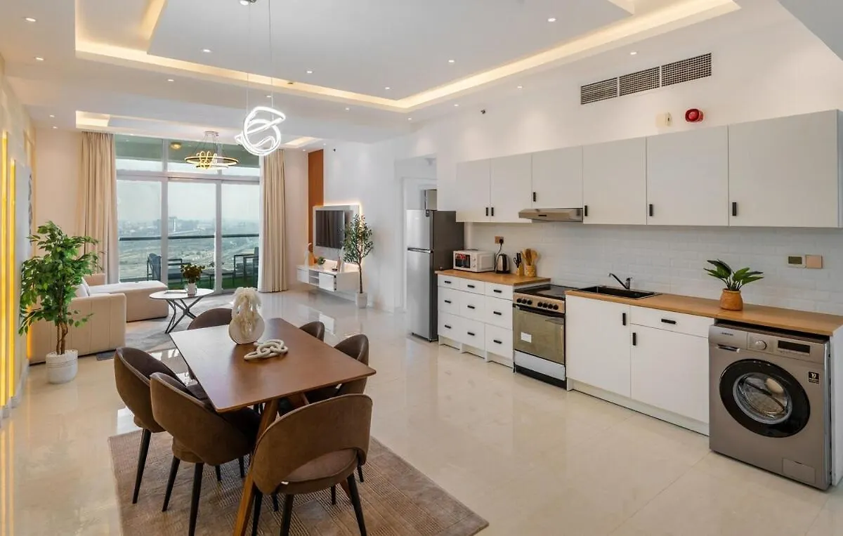 두바이 Luxury 3 Bhk W Private Jacuzzi In Marina By Dpie Dec 2203 아파트 0*,
